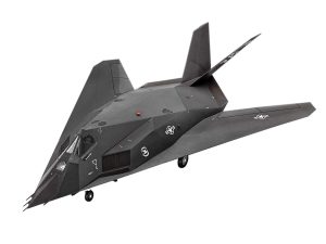 Revell-F-117A Nighthawk Stealth Fighter, Kit de Modelo, Escala 1: 72, Color Negro (03899)